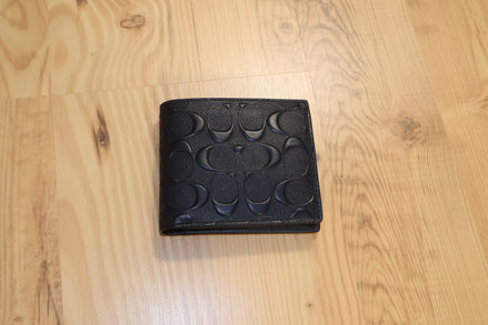 3 In 1 Signature Coach Wallet